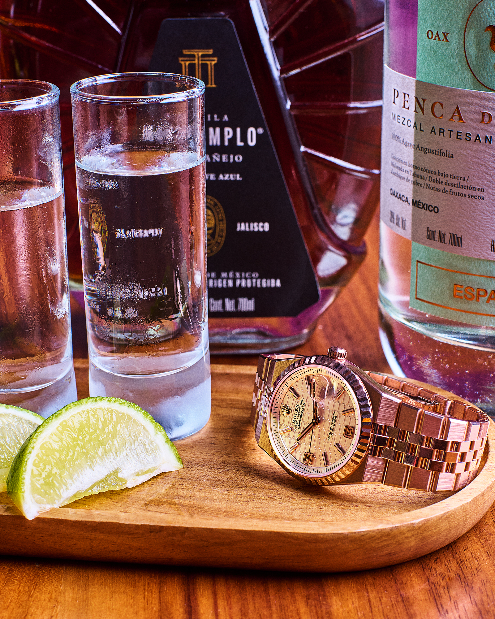 Roberto Maroto: Still life photography of Rolex watches for L'Officiel. Luxury watch photographer. Fotografía de relojes de lujo Rolex.